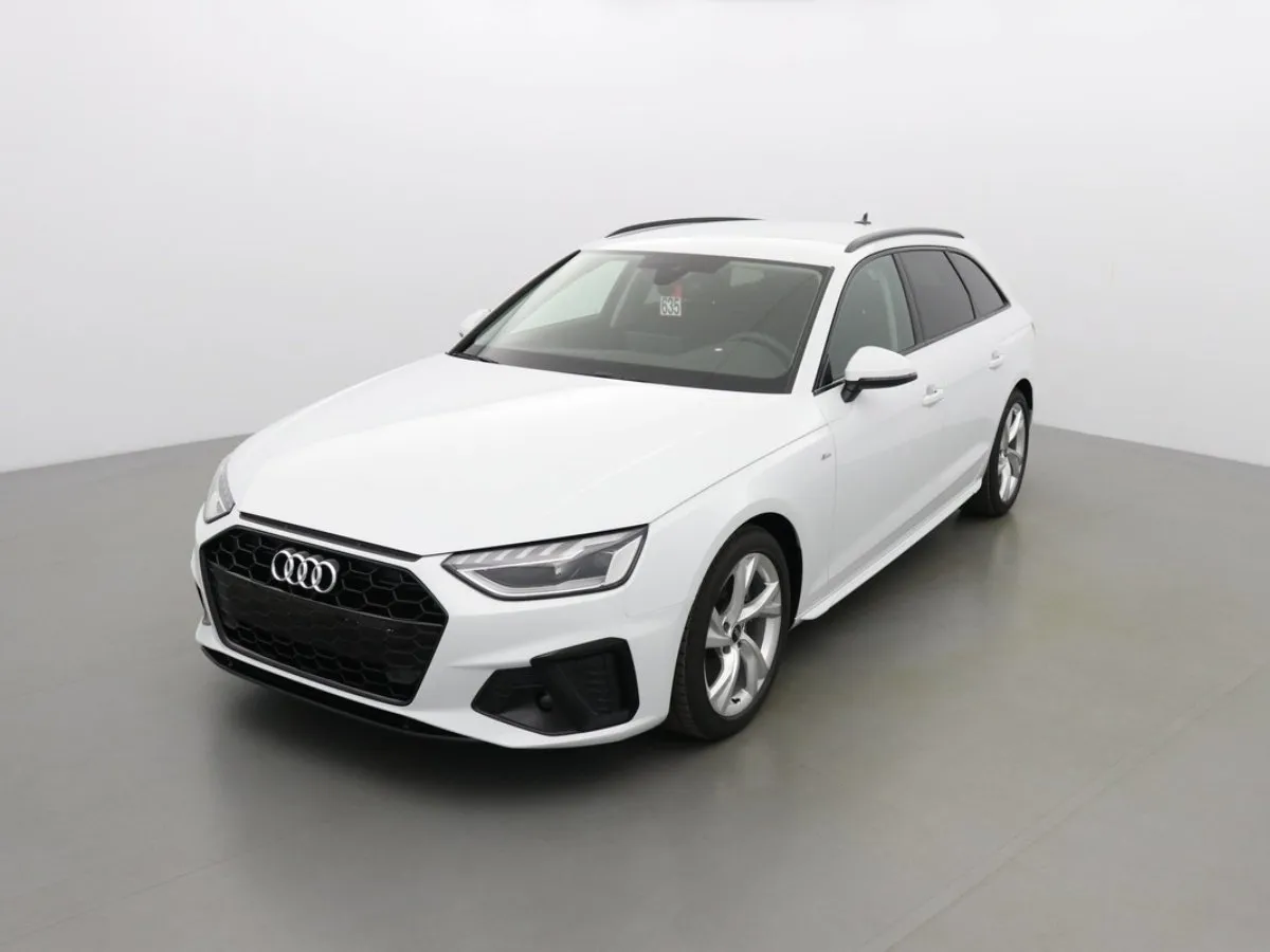 Audi A4 AVANT 35 TDI 163 S LINE EDITION Image 1