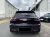 PORSCHE Macan Thumbnail 1