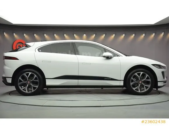 Jaguar I-Pace Image 2